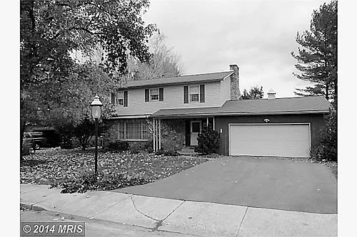 1021 Wallace Ave photo 1