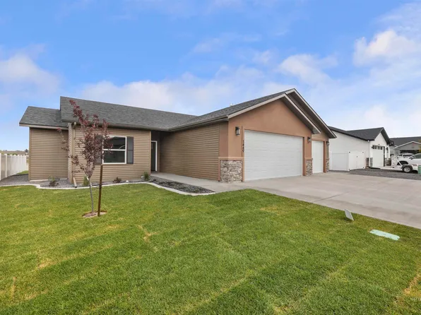 1449 Golden Pheasant Dr, Twin Falls, ID 83301