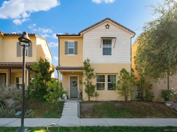 21615 Trail Blazer Ln, Escondido, CA 92029