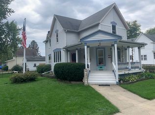200 W Burbank St, Harvard, IL 60033
