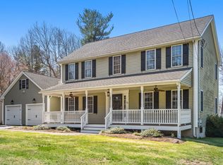 377 Chapel St, Holden, MA 01520