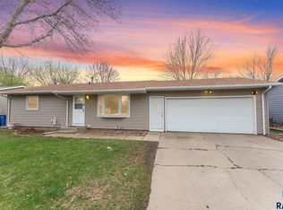 6705 W 46th St, Sioux Falls, SD 57106
