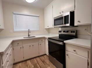 El Paseo de Saratoga Manor, San Jose, CA 95130