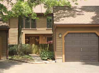 102 Heather #102, Edison, NJ 08820