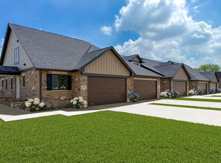 9037 W 111th St, Palos Hills, IL 60465