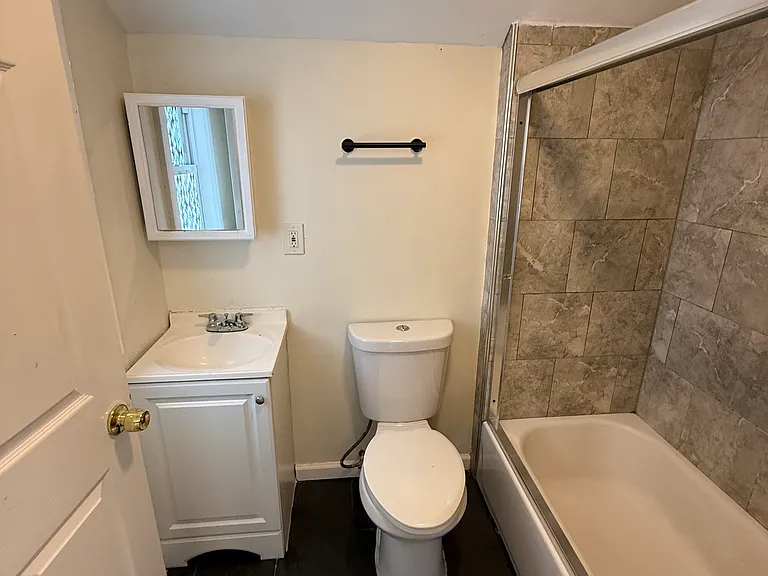 745 E 22nd St #3 — Photo 3