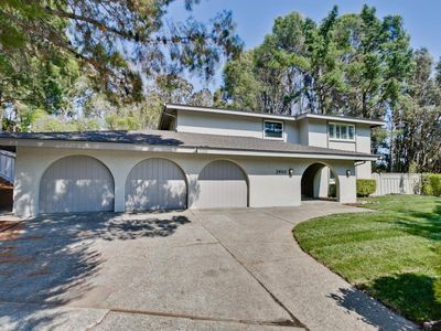 2900 Hallmark Dr, Belmont, CA, 94002