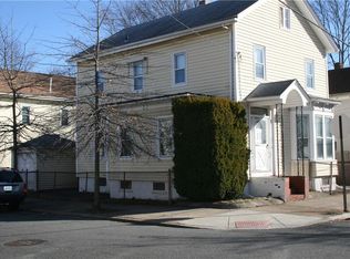 2 Pemberton St, Providence, RI 02908