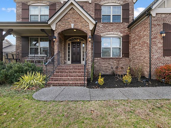 4th image of 6729 Falls Ridge Ln