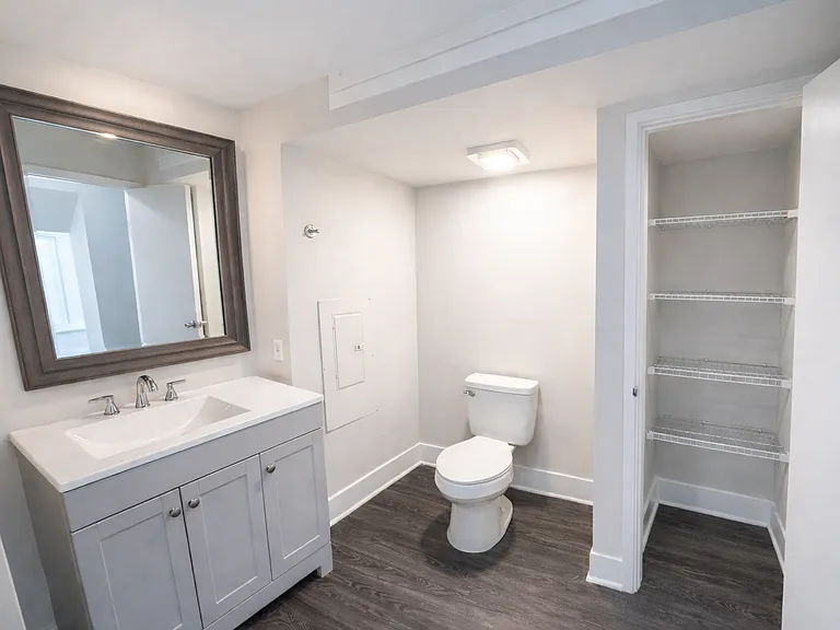 161 Mangum St SW #204 — Photo 18