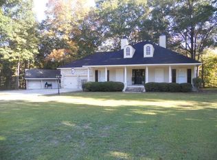 206 Beaver Run Dr, Dublin, GA 31021