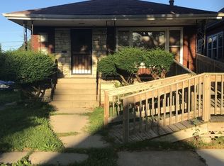 10452 S Eggleston Ave, Chicago, IL