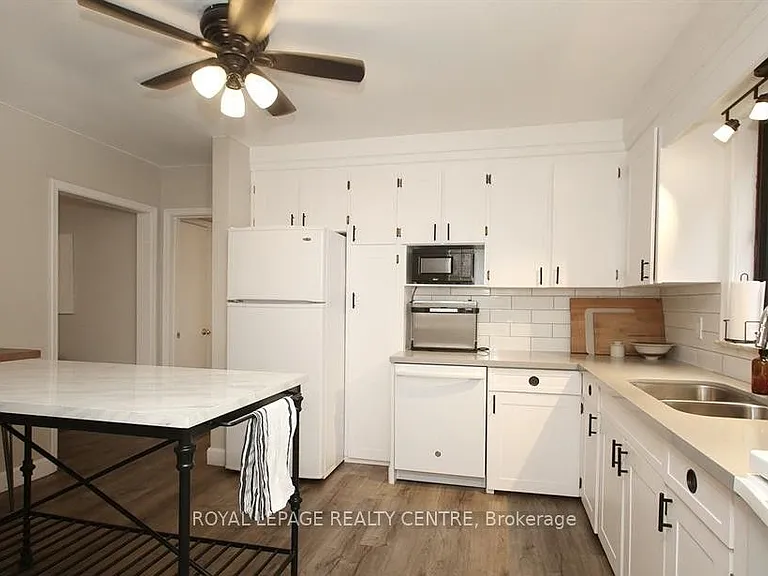 339 Sheppard Ave E #2 — Photo 7