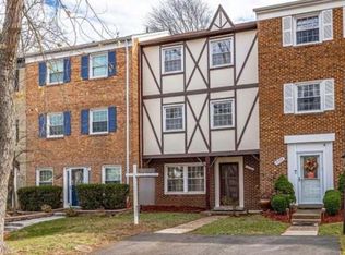 14704 Cardigan Sq, Centreville, VA 20120
