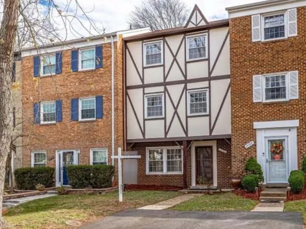 14704 Cardigan Sq, Centreville, VA 20120