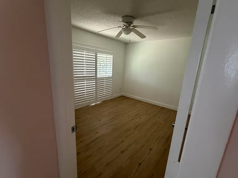 4733 Bison St — Photo 12