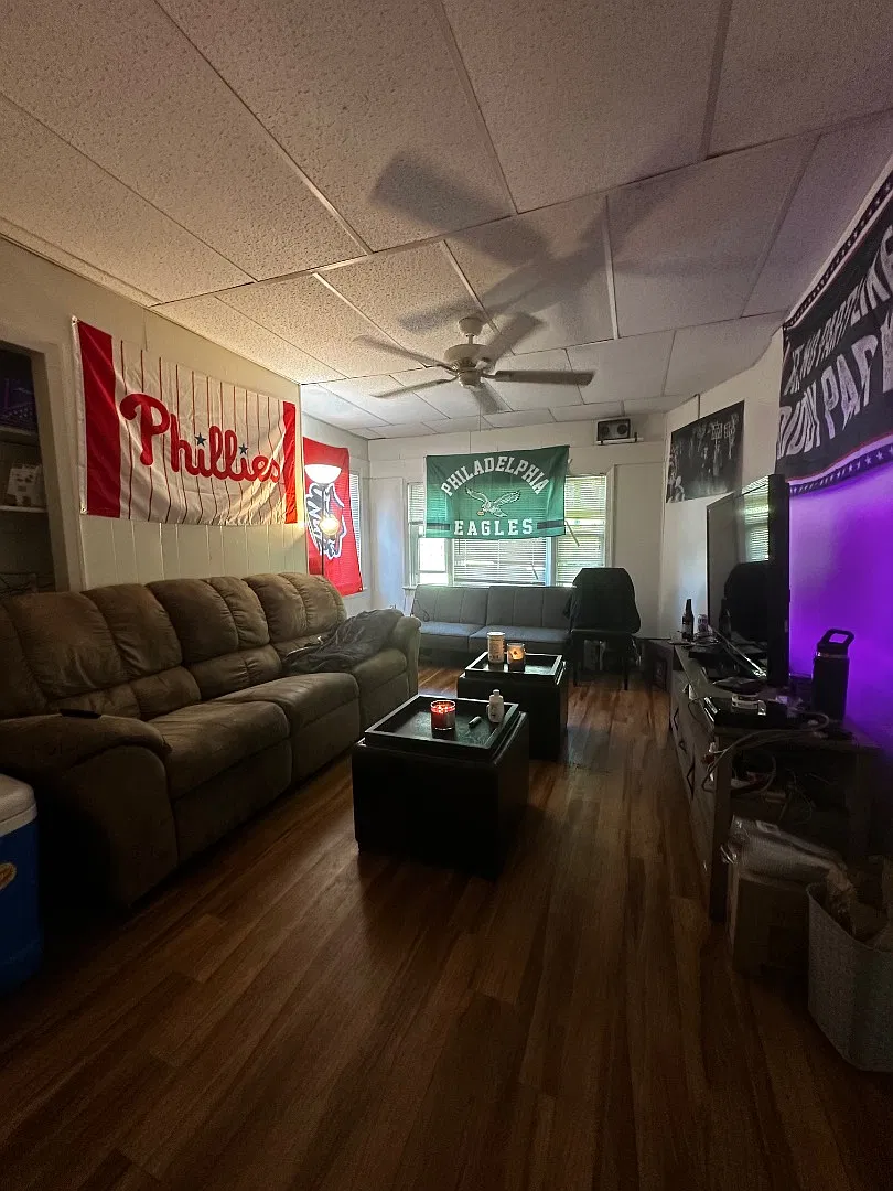 324 Stewart Street - Unit B — Photo 4