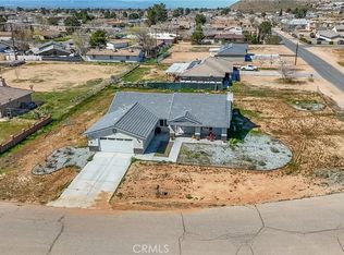 15688 Winnebago Rd, Apple Valley, CA 92307