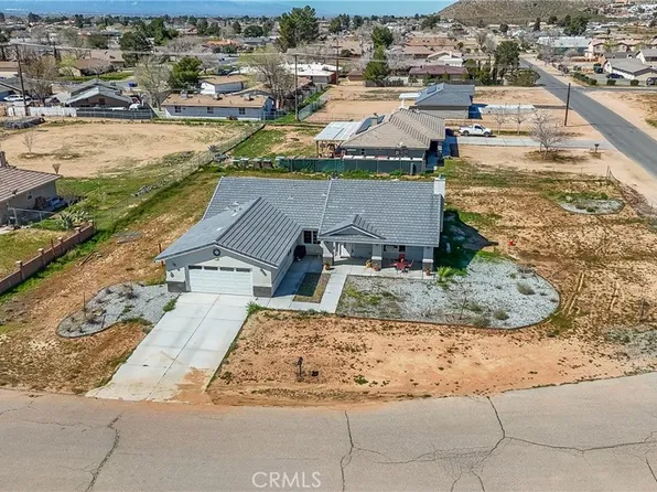 15688 Winnebago Rd, Apple Valley, CA 92307