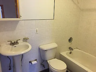 Rented by Premier Metro Realty Corp