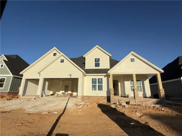6605 S 60th St, Rogers, AR 72758