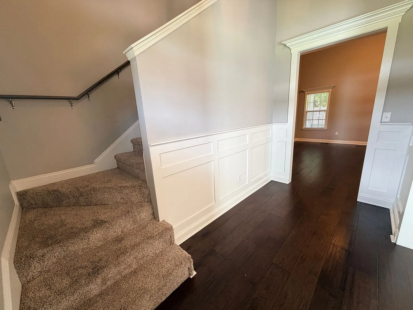 Stunning 4BR/3.5BA Hahira Home Near Stone Creek Golf Course! — Photo 2
