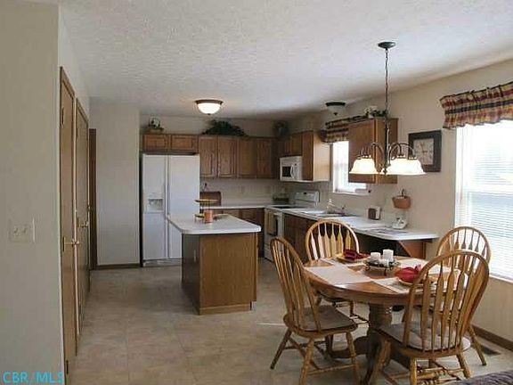 4th image of 6079 Carmell Dr