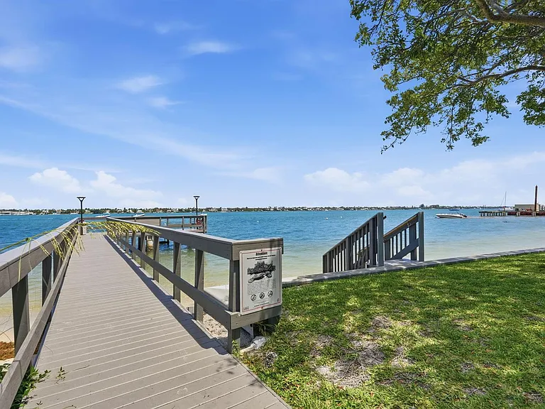 5600 N Flagler Dr #1110 — Photo 27