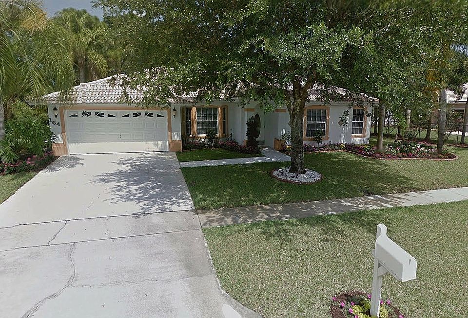 1st image of 164 Saratoga Blvd W