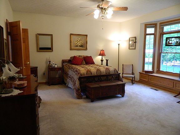 Master Suite with Bay window