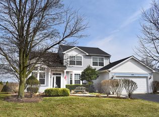 410 Brookhaven Cir, Sugar Grove, IL 60554