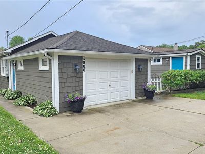 3900 Hillcrest Dr, Highland, MI, 48356