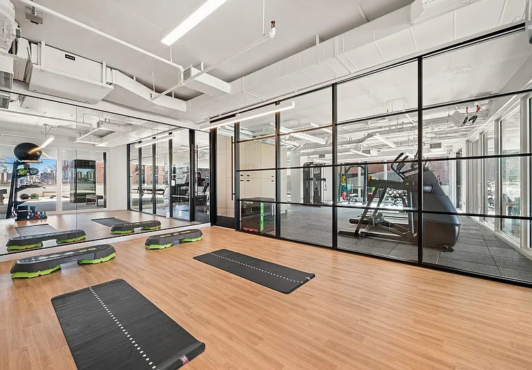 249 Willoughby Ave #10K — Photo 24