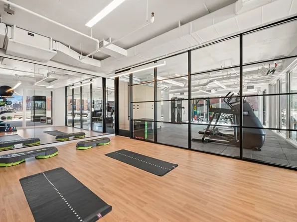 249 Willoughby Avenue image 24 of 29