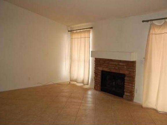 3rd image of 418 E Renee Dr