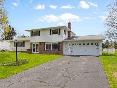 55 Bridgewood Dr, Rochester, NY, 14612