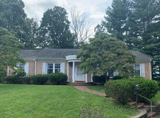 1259 Chestnut Mountain Dr, Vinton, VA 24179