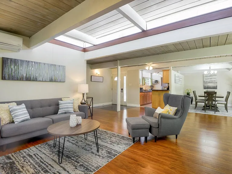 3789 Redwood Cir — Photo 5