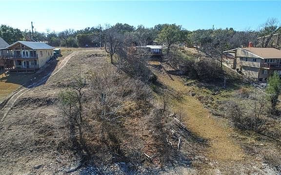 3rd image of 1215 Lake Shore Dr Building 2