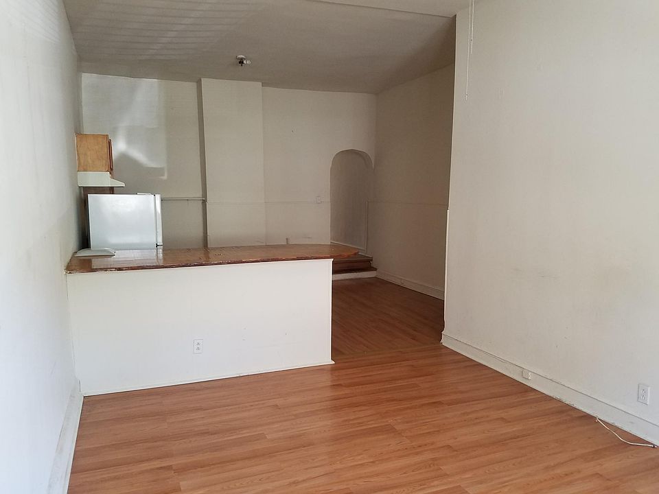 1st image of 1907 S 5th St Floor 1
