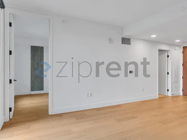 2177 3rd St #422 — Photo 13