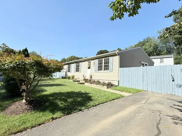 5364 Laura Belle Ln, Fairfax, VA 22032