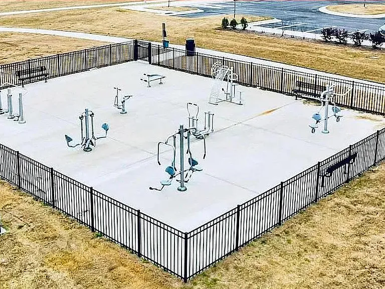 Outdoor Fitness Center-1