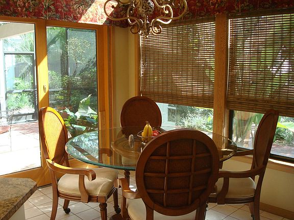 Breakfast Room