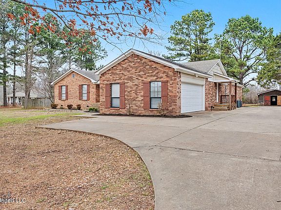 3rd image of 3810 Church Rd