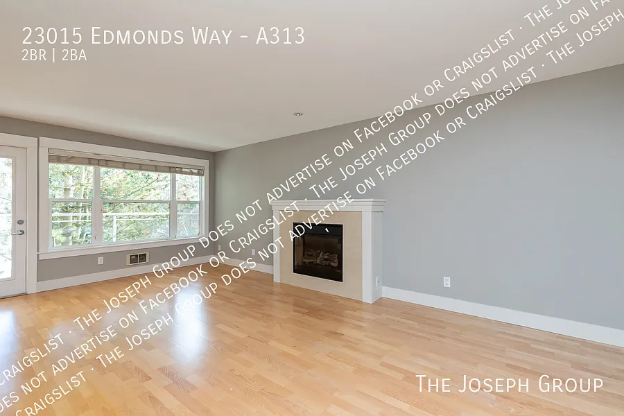Serene 2-Bed Condo in Edmonds! — Photo 3