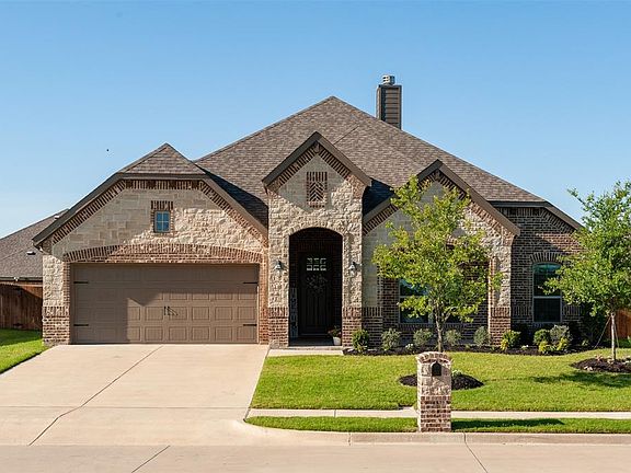 2nd image of 622 Lonesome Dove Dr