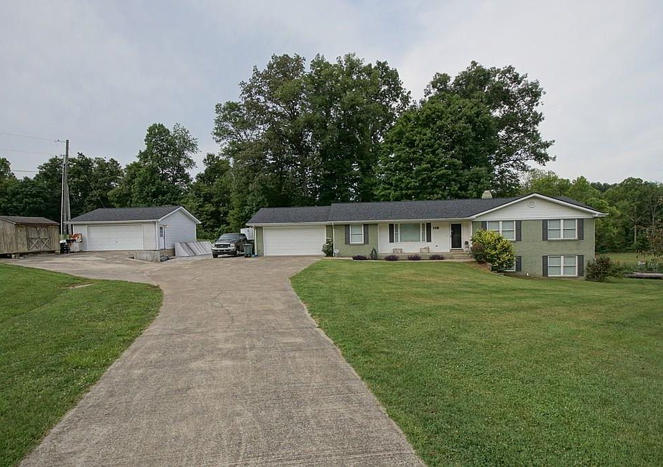 1st image of 128 Valley Dr
