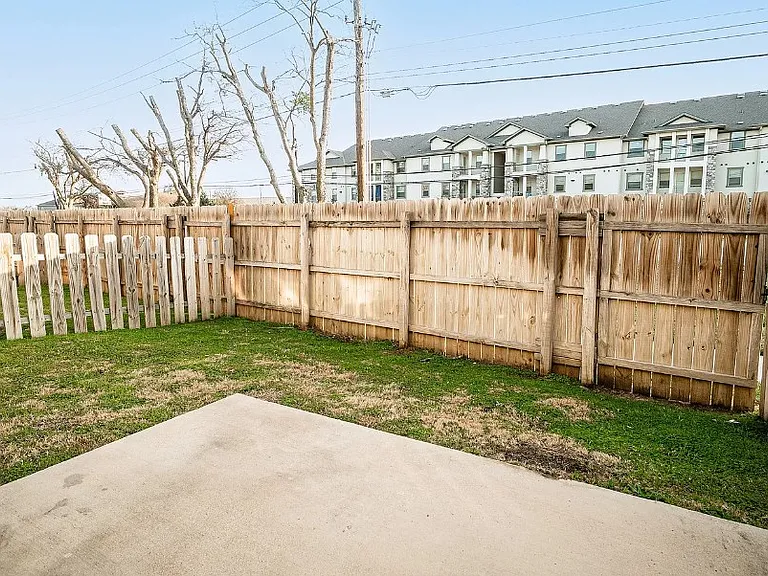 2709 Vine Ct #2709 — Photo 13