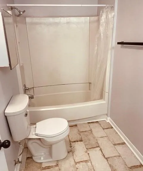 900 19th Ave S #102 — Photo 9